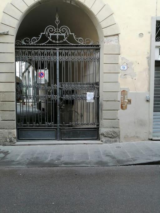 Cozy Apartment Near Train Station Florence Luaran gambar